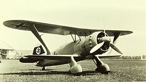 Archivo:Henschel Hs 123 V5 (prototype)