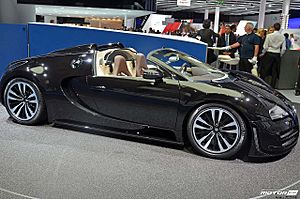 Archivo:IAA 2013 Bugatti Veyron Grand Sport Vitesse - Jean Bugatti (9834385724)