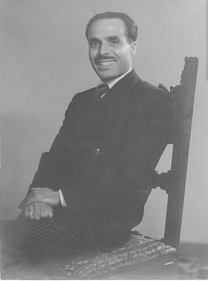 Archivo:Picture of young Habib Bourguiba 1930