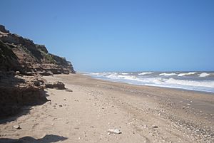 Archivo:Playa de Centinela del Mar