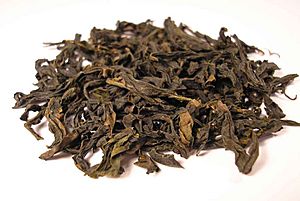 Archivo:Qi Lan Oolong tea leaf
