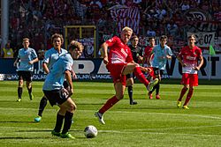 Archivo:SC Freiburg vs FSVMainz 17 août 2013 12