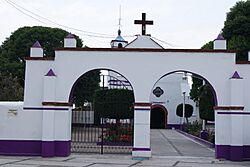 Santiago Tepopula church.jpg