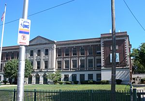 Archivo:West Side High Newark jeh