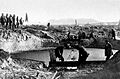 YPF workers working on well 128, 1923