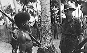 Archivo:Yarawa of the Royal Papuan Constabulary