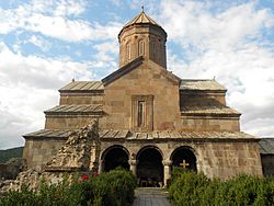 Archivo:Zarzma church