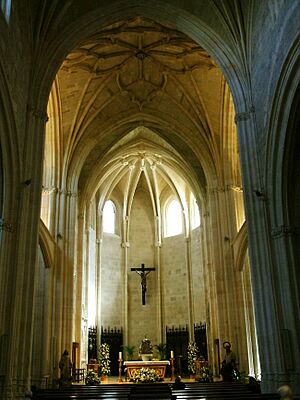 Archivo:Burgos - La Merced 16