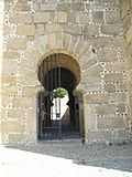Archivo:Castillo de Trujillo-Puerta de acceso desde el interior