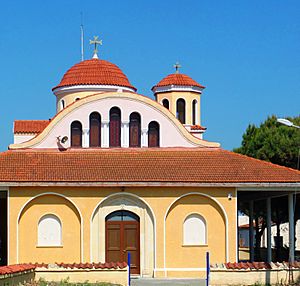 Archivo:Church of Timios Stavros (Holy Cross) in Akrotiri (village)
