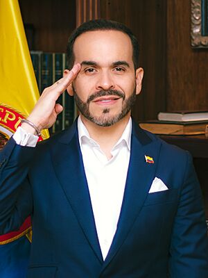 Archivo:Colombian Presidential Candidate Abelardo de la Espriella (cropped)