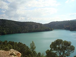 Archivo:Embalse de Santolea (Teruel, Aragón)