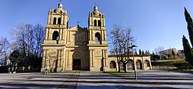 Iglesia Nueva del Arrabal 04.jpg