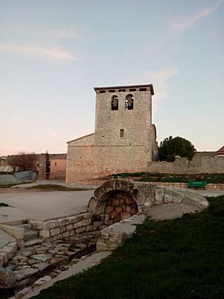Iglesia de San Cosme y San Damián, Medinilla de la Dehesa, Burgos.jpg