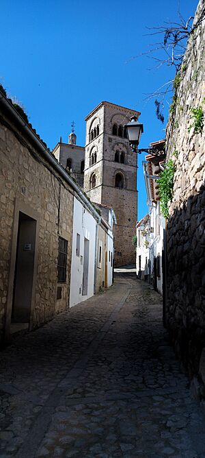 Archivo:Iglesia de Santa María la Mayor 2