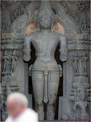 Archivo:Konark Sun Temple Statue of Sun God 11099