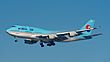 Korean Air Boeing 747-400 HL7491.jpg