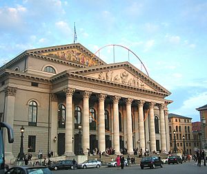 Archivo:München Nationaltheater