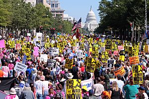 Archivo:Marching towards the Capital - September 15, 2007
