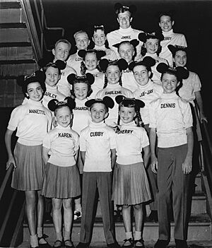 Archivo:Mickey Mouse Club Mouseketeers 1957