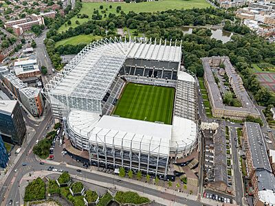 Archivo:Newcastle st-james-park stadium