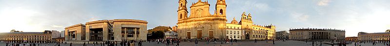 PanoramaPlacaBolivarBogota