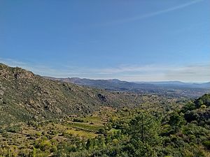 Archivo:Paraje "El Sotillo" en el Valle del Alberche