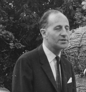 Archivo:Prime Minister of Northern Ireland. Captain Rt. Hon. Terence O'Neill 1966 (cropped)