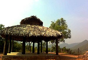 Archivo:Resting hut kambalakonda eco park Visakhapatnam