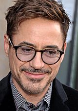 Archivo:Robert Downey Jr avp Iron Man 3 Paris 2