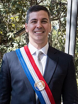 Archivo:Santi Peña and William Lai (cropped)2