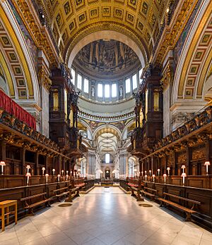 Archivo:St Paul's Cathedral Choir looking west, London, UK - Diliff