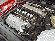Archivo:Alfa164 DOHC24V Engine