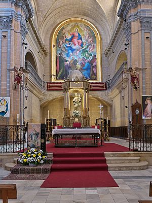 Archivo:Altar mayor de la Iglesia de Nuestra Señora de la Granada, Moguer