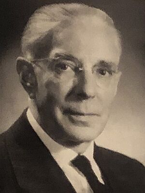 Archivo:Andrés Martínez Trueba