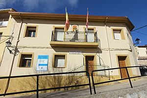 Archivo:Ayuntamiento de Cendejas de la Torre