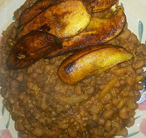 Archivo:Beans and plantain