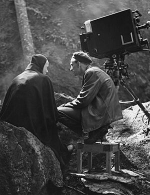 Archivo:Bergman-Ekerot-1956
