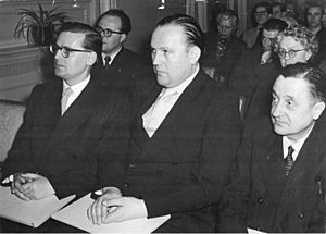 Archivo:Bundesarchiv Bild 183-37039-0004, Verleihung des Heinrich-Mann-Preis an Franz Fühmann