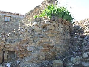 Archivo:Conca de Dalt. Torallola. Església 8