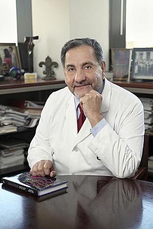 Archivo:Dr. Nicolas Bazán