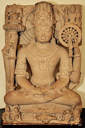 Archivo:Four-armed Seated Vishnu in Meditation - Mediaeval Period - Pannapur - ACCN 14-379 - Government Museum - Mathura 2013-02-23 5275