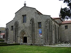 Archivo:Igrexa de Santa María de Iria Flavia, Padrón