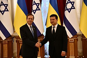 Archivo:Isaac Herzog state visit to Ukraine, October 2021 (GPOHA1 3215)
