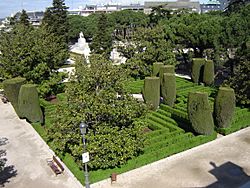 Archivo:Jardines de Sabatini (Madrid) 03