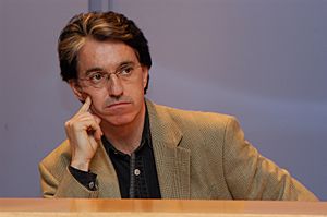 Archivo:Julian Casanovas