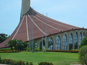 Archivo:Maracaibo Iglesia Ninos Cantores