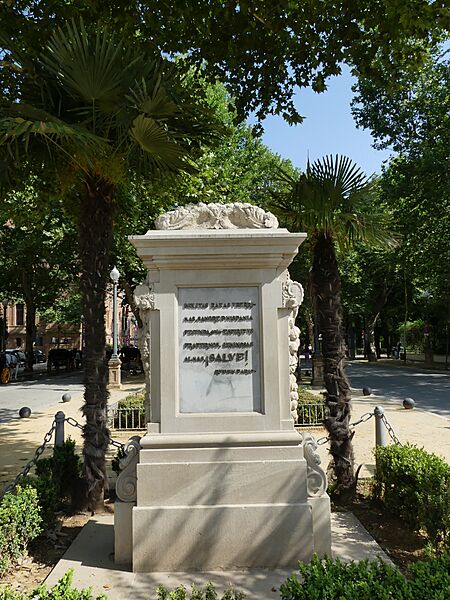 Monumento a La Raza 01