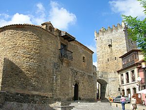 Archivo:Museo prerrománico de San Martín de Salas