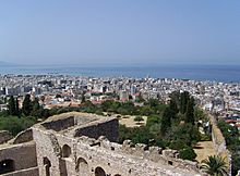 Archivo:Patras from the fortress